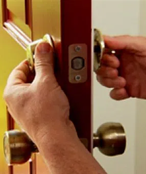 Affordable Locksmith Services College Point, NY 347-334-6067 - res-01
