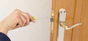 Affordable Locksmith Services College Point, NY 347-334-6067 Affordable Locksmith Services College Point, NY 347-334-6067 - trunk-unlock-01